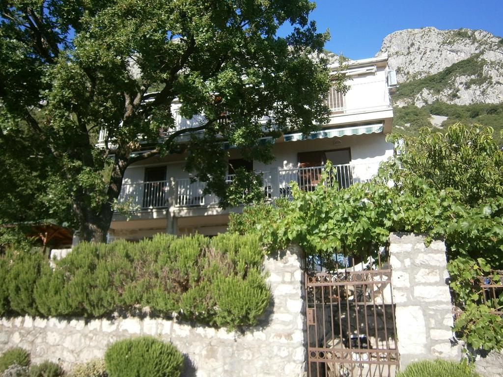 Studios Peric Ilha Ilha Sveti Stefan Exterior foto