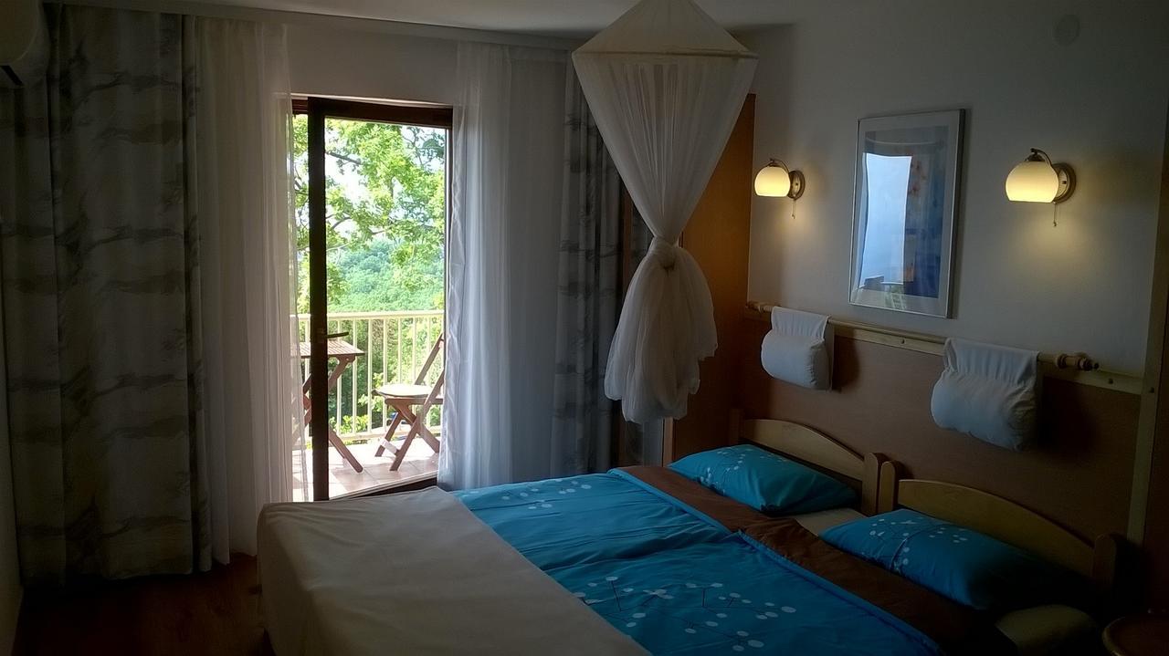 Studios Peric Ilha Ilha Sveti Stefan Exterior foto