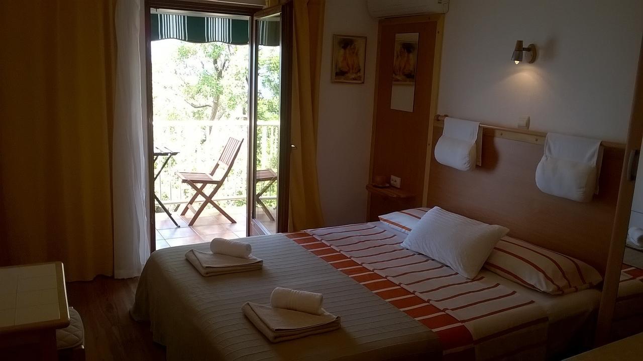Studios Peric Ilha Ilha Sveti Stefan Exterior foto